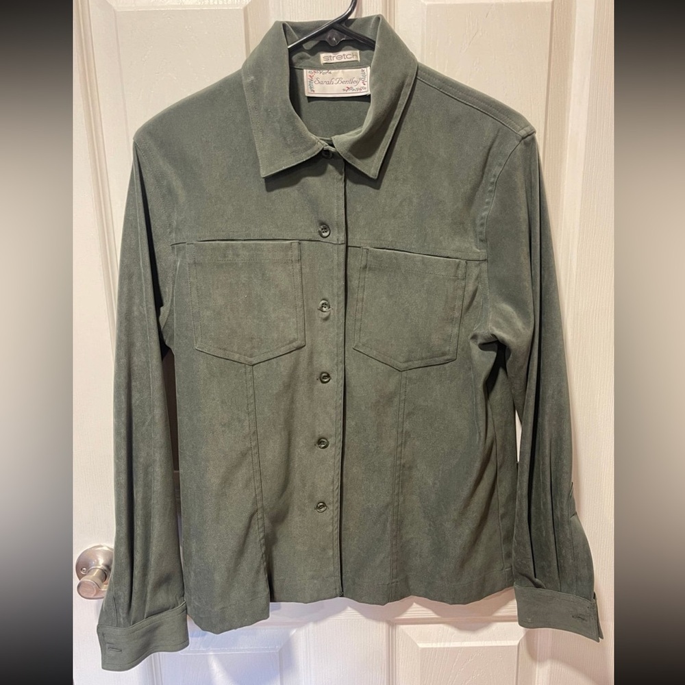 Sarah Bentley Stretch Green Long sleeve Button up Size S